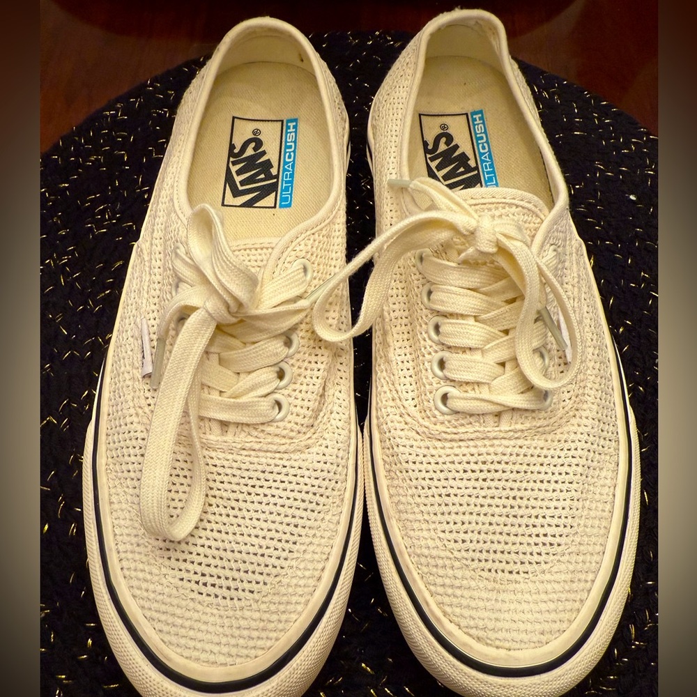 Vans Limited edition Ultracush
W size 9